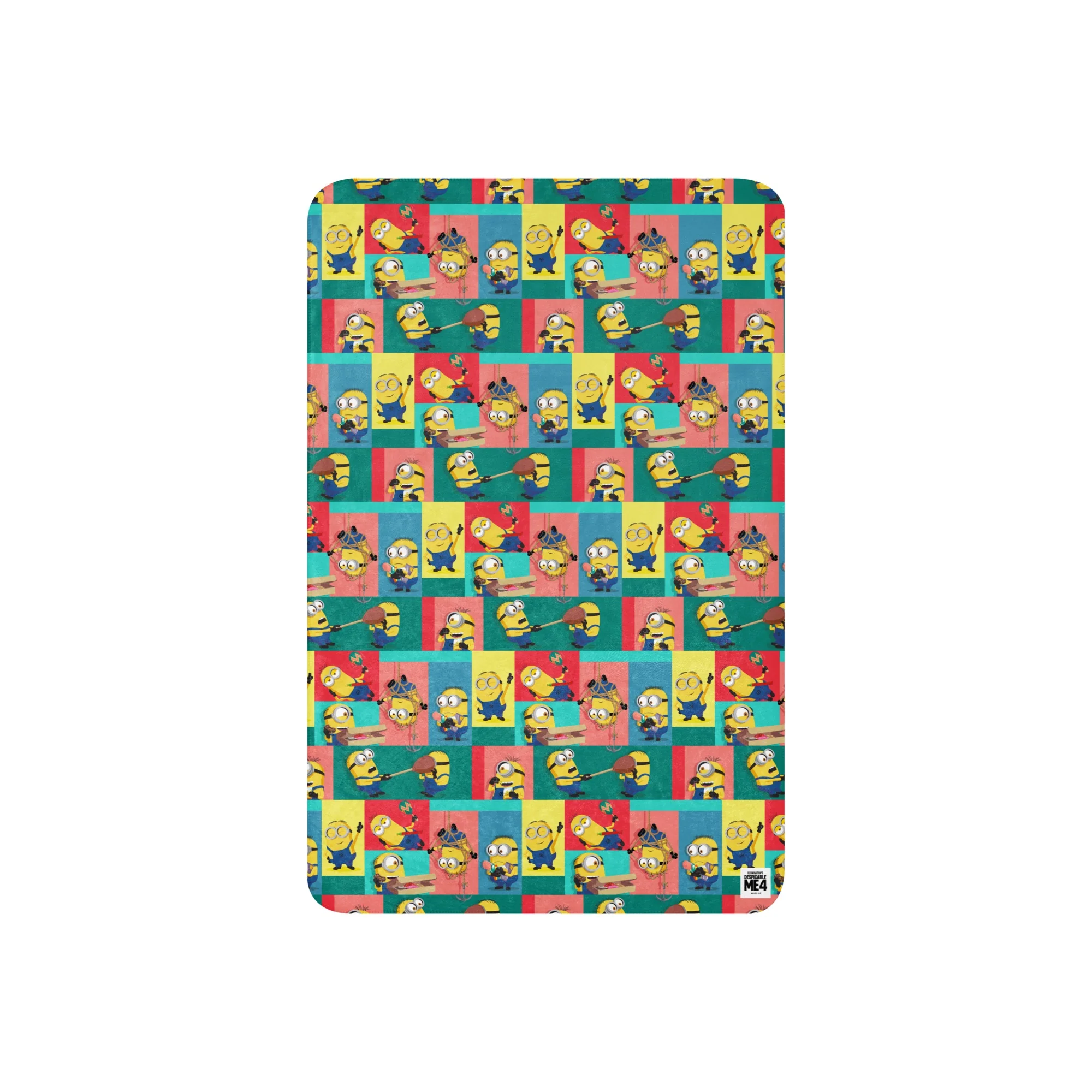 AMC- Despicable Me 4 Minion Pattern Sherpa Blanket - Image 5