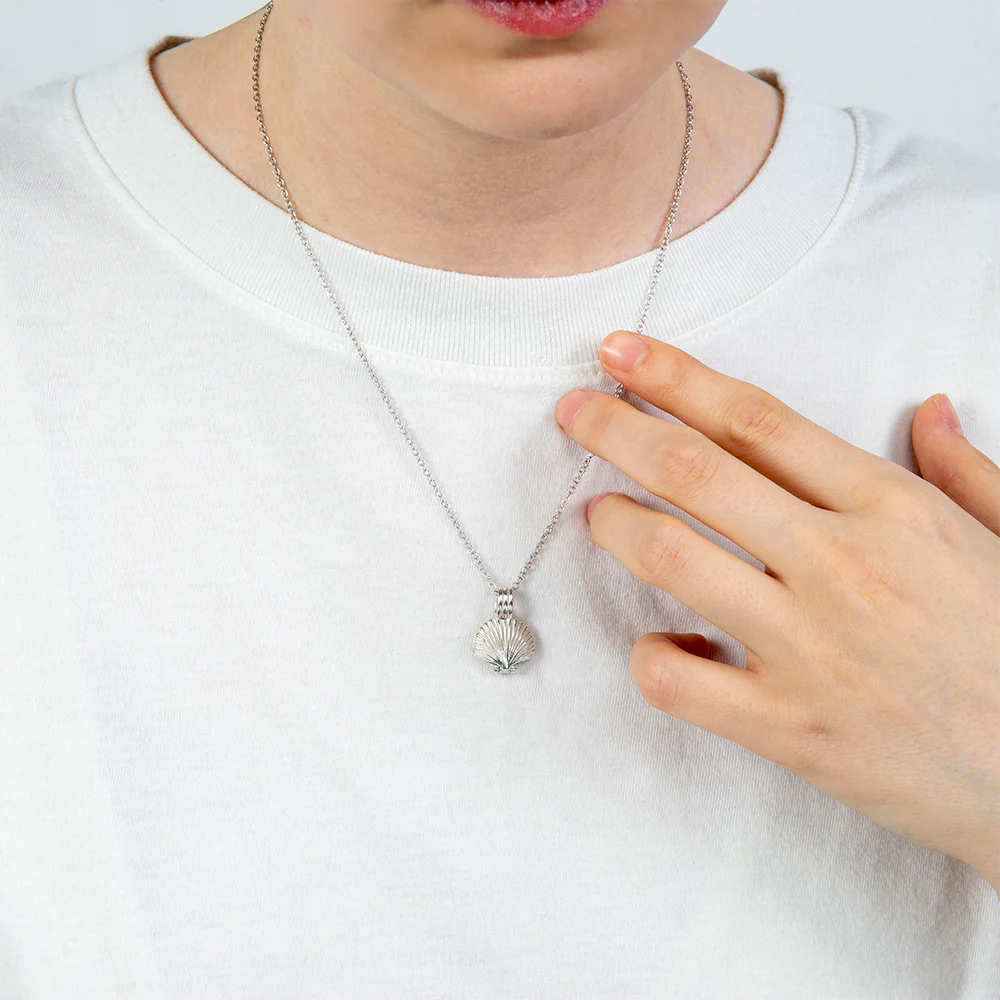 SpongeBob SquarePants Krusty Krab Secret Seashell Necklace - Image 4