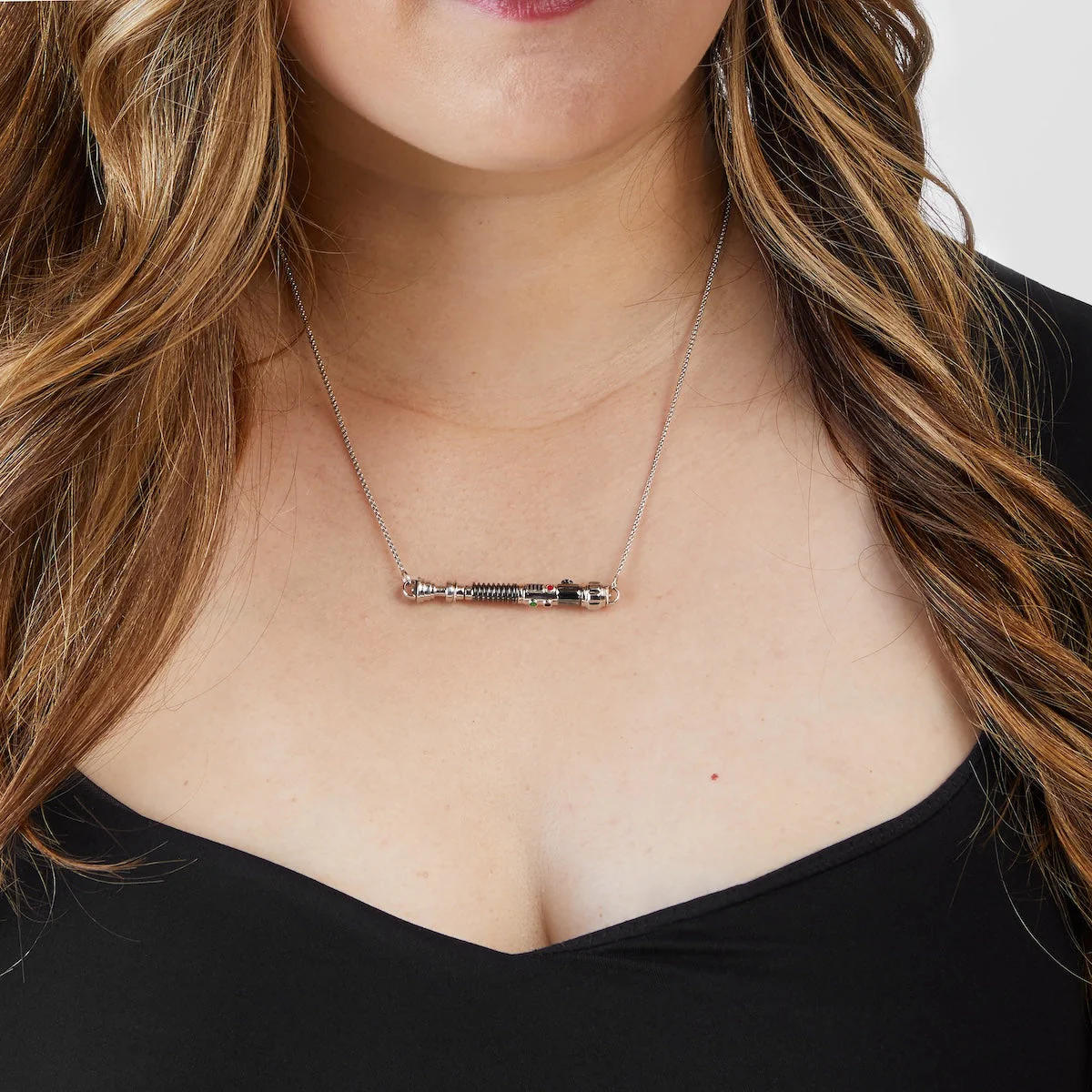 Star Wars x RockLove Duty and Resolve Lightsaber Necklace - Image 3